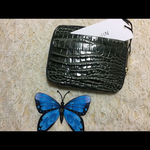 NWT SERPENTINE ZIP AROUND TRAVEL WALLET - Picture 6 of 8